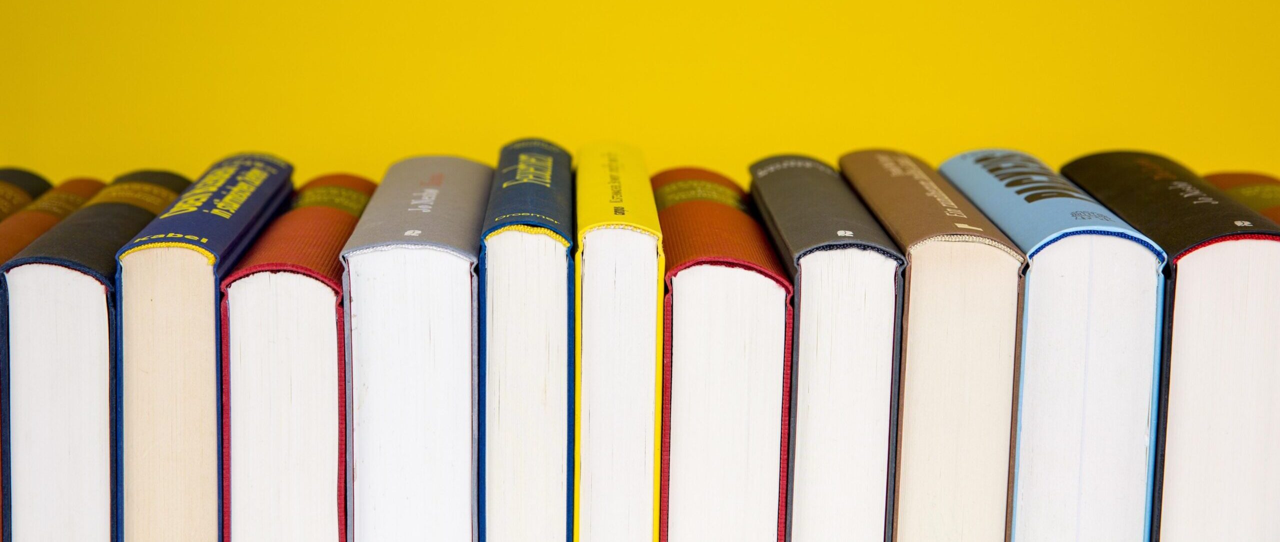 books-5937716